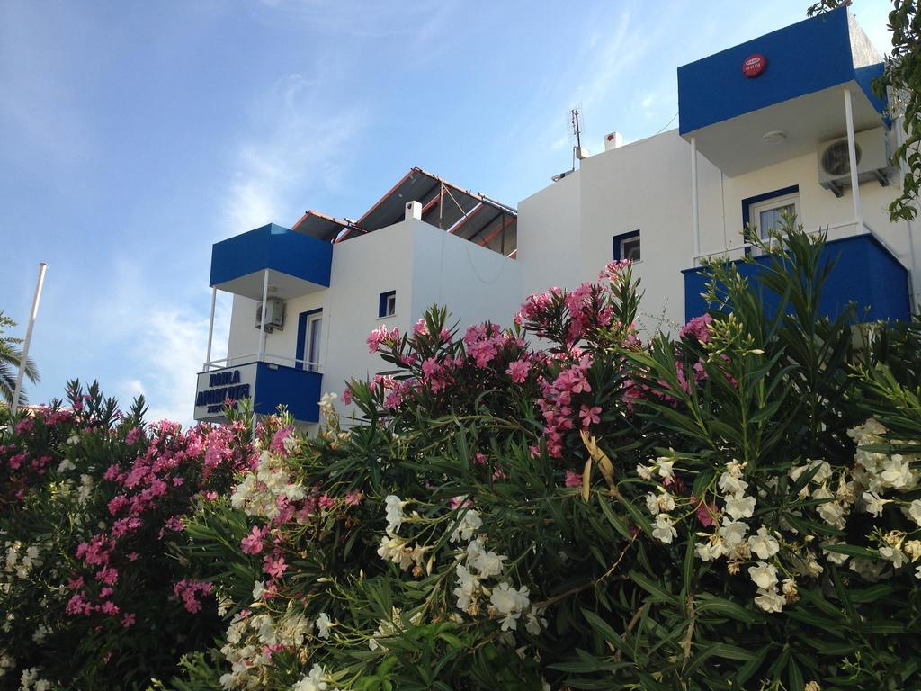 帕尔拉公寓式酒店 Çeşme 外观 照片