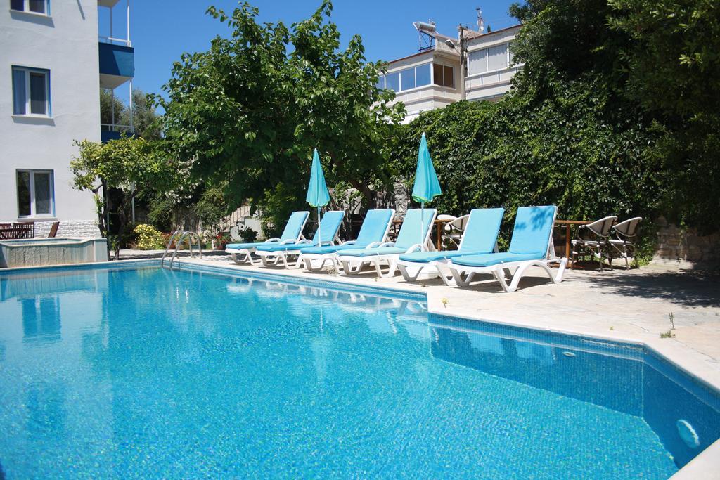 帕尔拉公寓式酒店 Çeşme 外观 照片