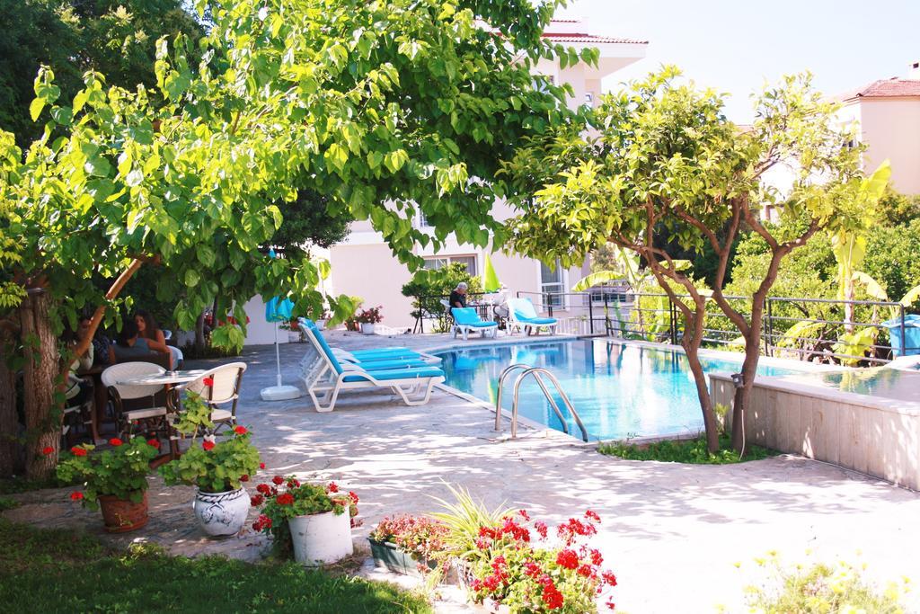 帕尔拉公寓式酒店 Çeşme 外观 照片